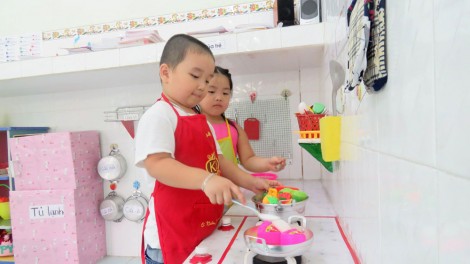 Tập trung giúp bậc học mầm non vượt khó