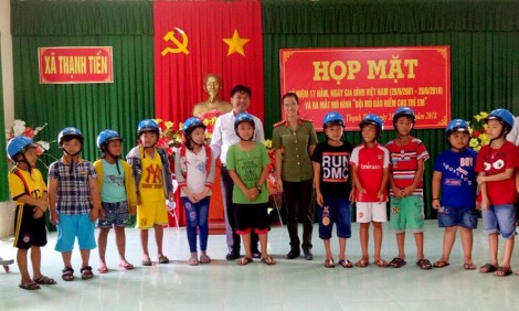 Vì sự an toàn của trẻ khi tham gia giao thông