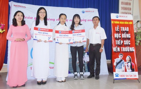 Giúp học sinh THPT có ý thức lái xe an toàn