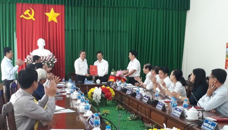 Thành ủy giám sát việc thực hiện quy chế làm việc của cấp ủy tại quận Bình Thủy