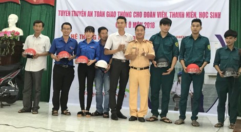 Tuyên truyền về trật tự an toàn giao thông trong học sinh