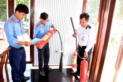 Tăng cường kiểm tra, đảm bảo an toàn giao thông mùa mưa, bão