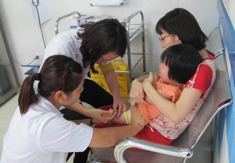 Hơn 4,28 triệu trẻ em sẽ được tiêm bổ sung vắc-xin sởi - rubella