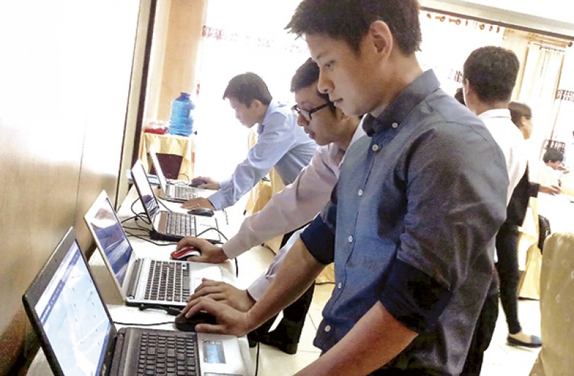 Nông nghiệp ĐBSCL chuyển mình với công nghệ 4.0 
BÀI 2:  Hội tụ công nghệ, chuyển mình phát triển