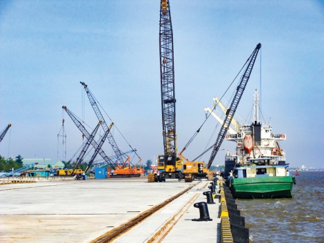 Đột phá trong phát triển giao thông