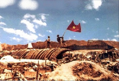 Thi sáng tác tranh cổ động tuyên truyền kỷ niệm 65 năm Ngày chiến thắng lịch sử Điện Biên Phủ