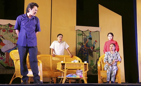 Màu sắc mới trong

“Không quá muộn màng”