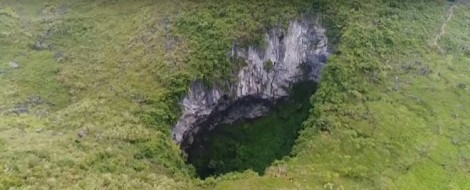 Hang động thuộc diện lớn nhất thế giới cỡ 10 sân bóng được phát tích