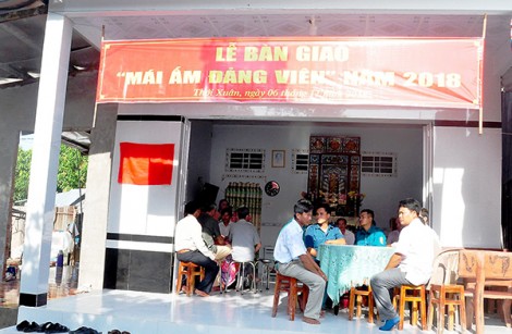 “Mái ấm đảng viên”