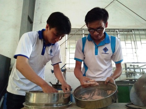 Thắp sáng đam mê khoa học