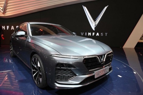 VinFast công bố giá bán “3 không” với xe ô tô Lux và Fadil