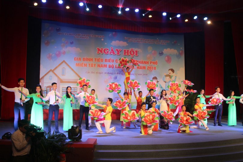 Ngày hội Gia đình tiêu biểu miền Tây Nam bộ lần thứ I