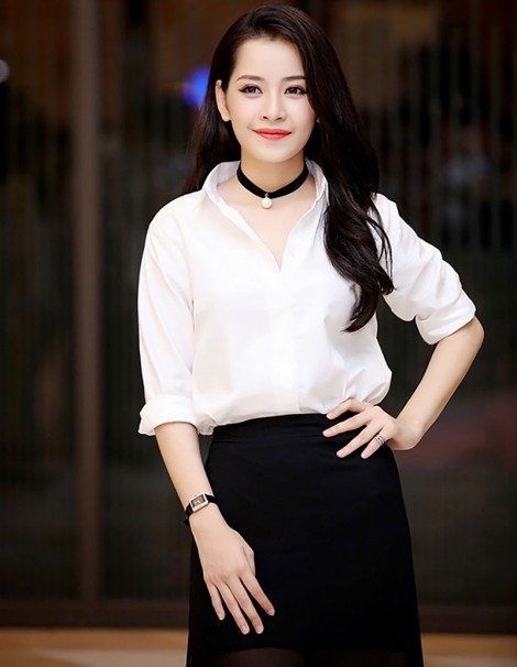 Chẳng ai dám gọi cô là ca sĩ!