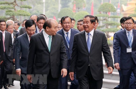 Thủ tướng Vương quốc Campuchia kết thúc chuyến thăm chính thức Việt Nam