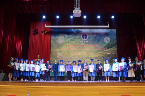Đưa bác sĩ về vùng khó khăn