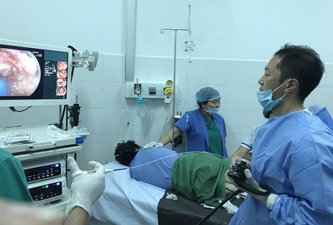 Nội soi chẩn đoán và điều trị sớm ung thư dạ dày, đại tràng
