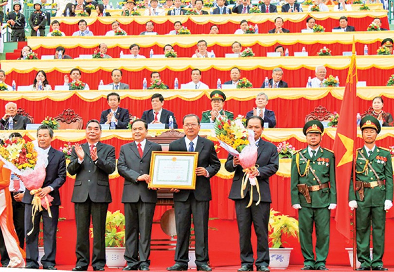 Thành phố 15 mùa hoa rực rỡ!