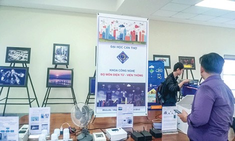 Trường Đại học Cần Thơ chào hàng công nghệ 4.0