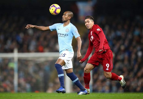 Fernandinho - “Đứa con cưng” của Guardiola