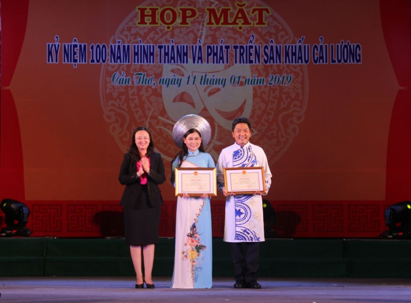 Cần Thơ kỷ niệm 100 năm sân khấu cải lương