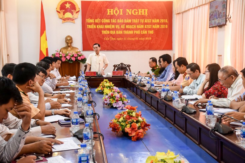 Cần đột phá, hoàn thiện kết cấu hạ tầng, nâng cao chất lượng dịch vụ giao thông vận tải