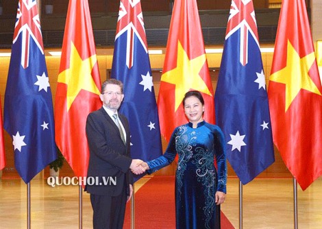 Chủ tịch Quốc hội Nguyễn Thị Kim Ngân hội đàm với Chủ tịch Thượng viện Australia
