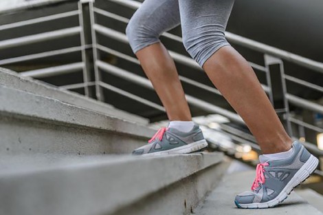 Leo cầu thang vài phút mỗi ngày tốt cho tim