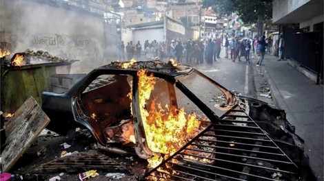 Căng thẳng gia tăng ở Venezuela