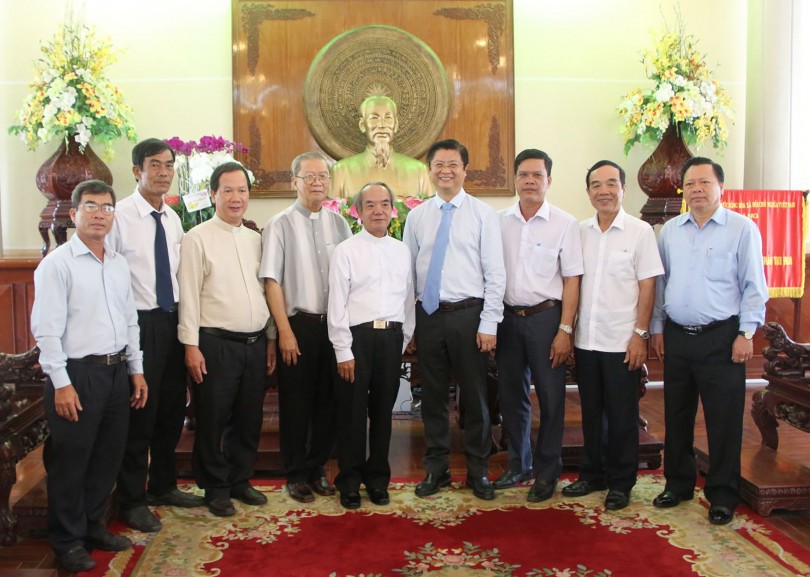 Đoàn Tòa Giám mục Long Xuyên, Giáo hạt Vĩnh Thạnh và Vĩnh An chúc Tết HĐND, UBND thành phố