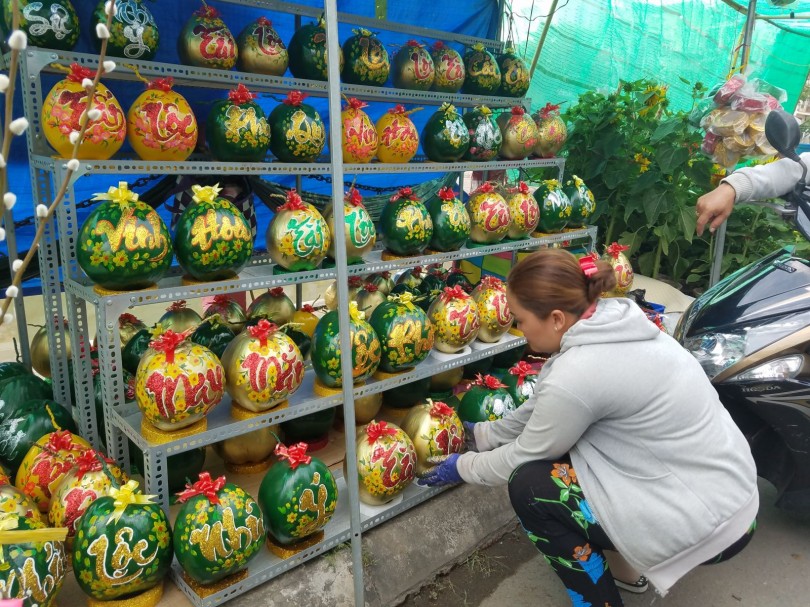Cây trái "độc, lạ" ra chợ Tết