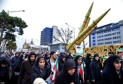 Iran và Israel khẩu chiến dữ dội