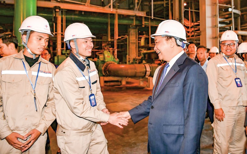 Thủ tướng Nguyễn Xuân Phúc:

Chính phủ khuyến khích thu hút vốn ngoài nhà nước đầu tư cho ngành điện