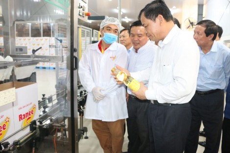Đoàn công tác bộ NN&PTNT cùng lãnh đạo 2 tỉnh An Giang, Đồng Tháp thăm Tập đoàn Sao Mai
