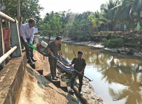 Giữ bình yên

thôn xóm