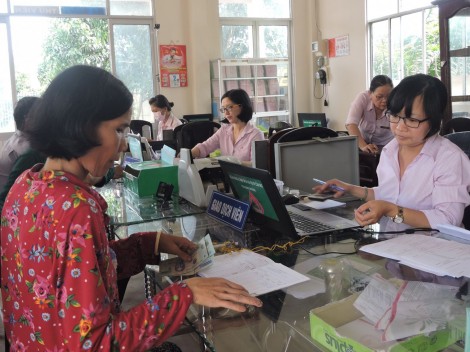 Hộ nghèo được vay tín dụng

chính sách tối đa 100 triệu đồng