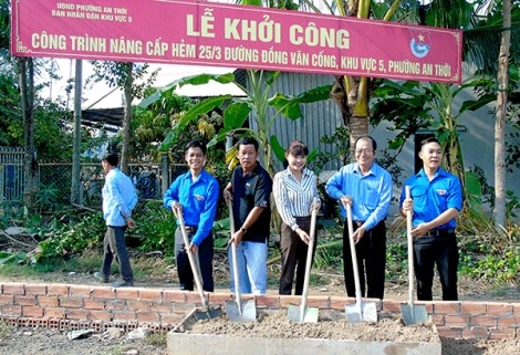 Vận động nhân dân làm theo gương Bác