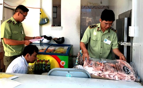 Nâng cao trách nhiệm doanh nghiệp với người tiêu dùng