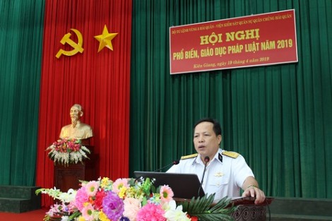 Vùng 5 Hải quân: Phổ biến, giáo dục pháp luật cho hơn 1.000 cán bộ, chiến sĩ