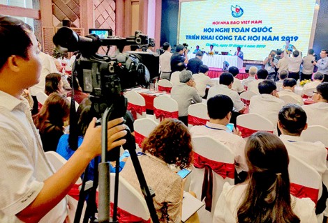 Chung quanh việc đề nghị dừng sáp nhập Hội Nhà báo địa phương