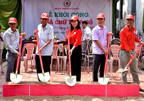Kết nối, sẻ chia với tinh thần cho đi là còn mãi