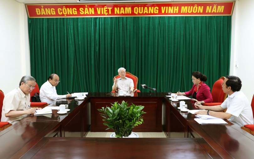 Tổng Bí thư, Chủ tịch nước Nguyễn Phú Trọng chủ trì họp lãnh đạo chủ chốt