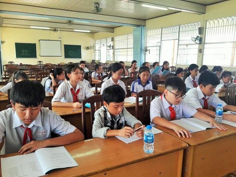 Khai giảng chương trình “Sân khấu học đường” tại Cần Thơ