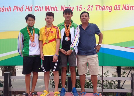 Bơi lội Cần Thơ trên đường trở lại