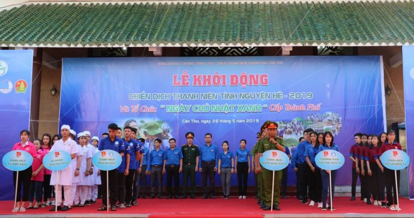 Khởi động Chiến dịch Thanh niên tình nguyện hè