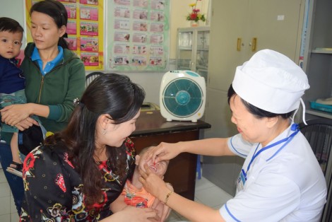 Cần cho trẻ uống bổ sung Vitamin A  