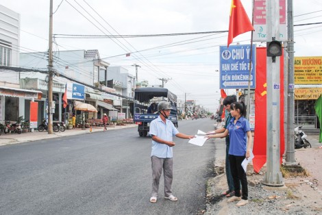 Phát triển kinh tế, xây dựng thị trấn văn minh đô thị