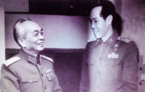 Điệp viên hoàn hảo

trong vỏ bọc nhà báo