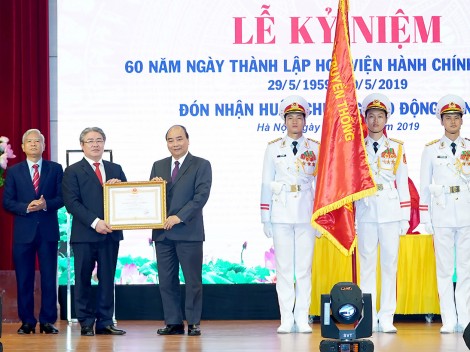 Xây dựng Học viện Hành chính Quốc gia

theo hướng học viện điện tử
