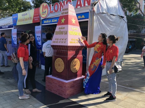 Tưng bừng Hội thi tuyên truyền về chủ quyền và phát triển bền vững biển, đảo Việt Nam