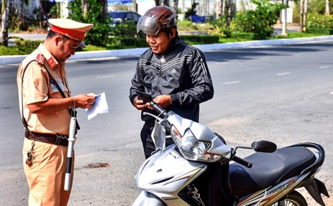Tăng cường tuyên truyền, tuần tra, kiểm soát giao thông